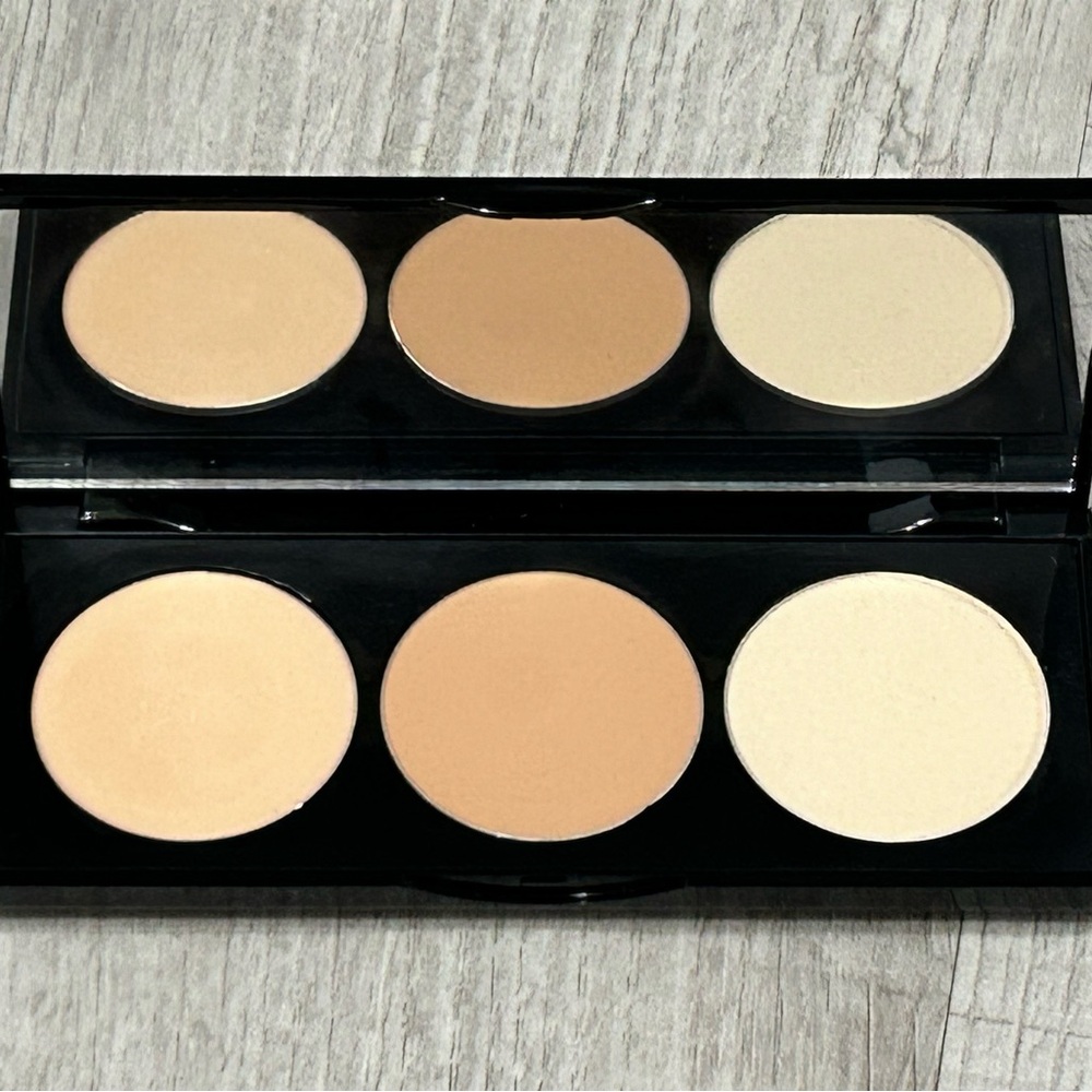 Mally custom color concealer system Medium